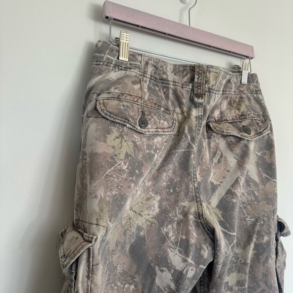 Abercrombie & Fitch Camo Cargo Pants 30x28 Loose Fit - Picture 5 of 5